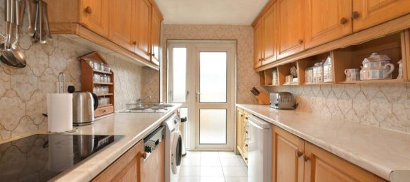 3 غرف نوم منزل في Essex, United Kingdom رقم 4100 4