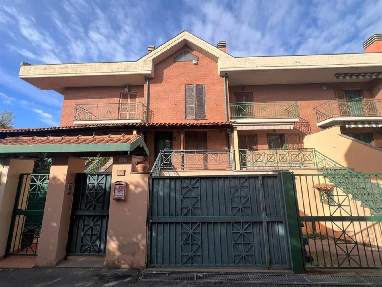 4-salle Villa à Monte Compatri, Italy No. 29242