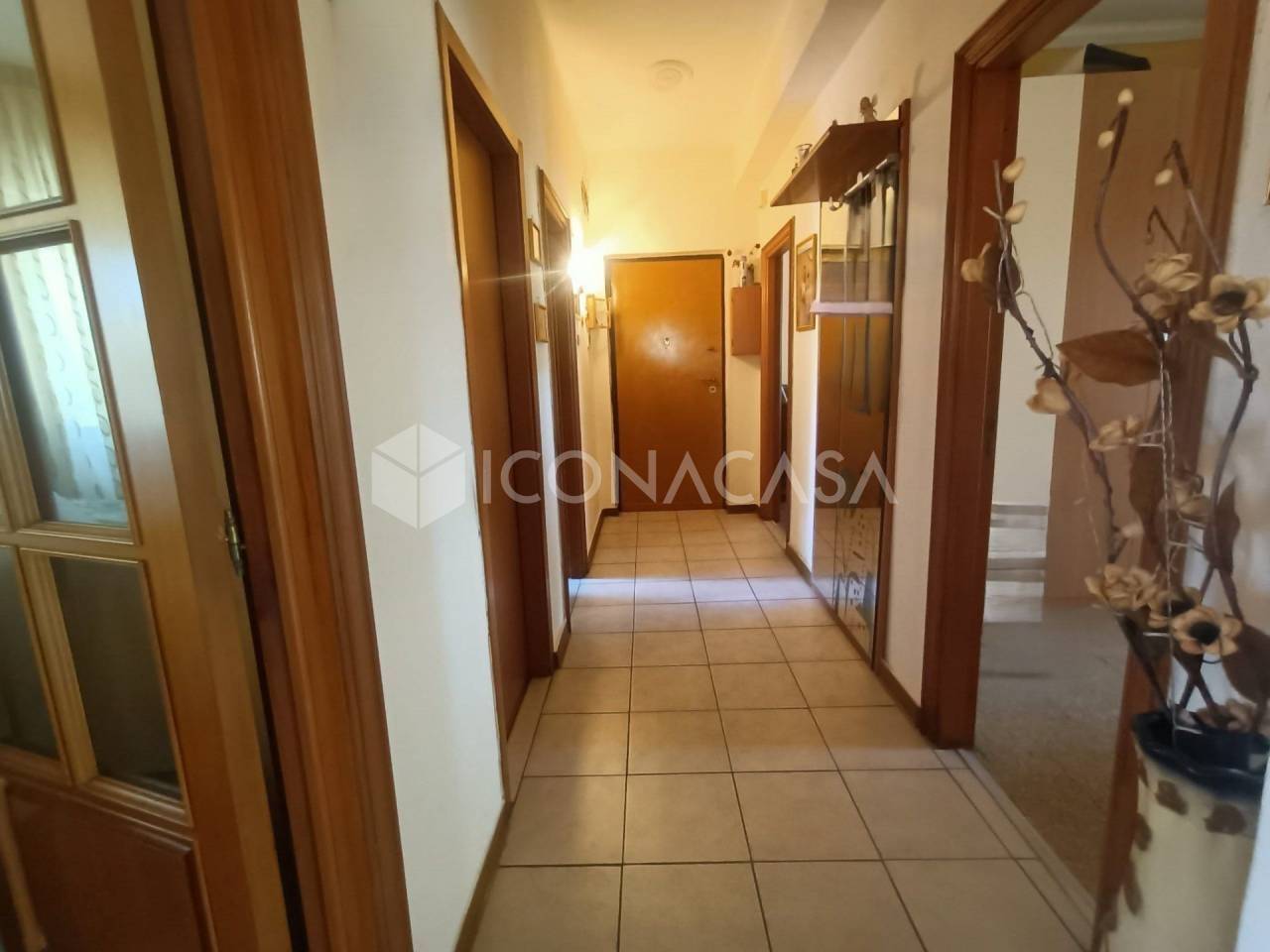 3 bedrooms Apartment in Bari, Italy No. 368913