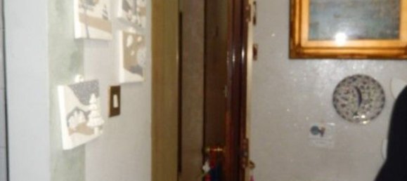 4 Schlafzimmer Wohnung in Casoria, Italy, Nr. 376487 3