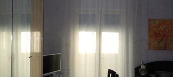 4 Schlafzimmer Wohnung in Casoria, Italy, Nr. 376487 8