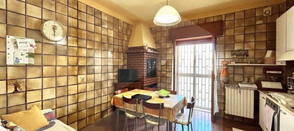 3-salle Appartement à Bitritto, Italy No. 34385 2