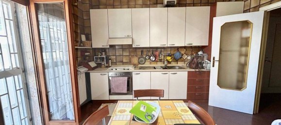 3-salle Appartement à Bitritto, Italy No. 34385 12