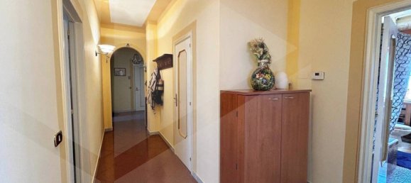 3-salle Appartement à Bitritto, Italy No. 34385 18