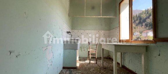 4 Schlafzimmer Haus in Lamon, Italy, Nr. 354434 19