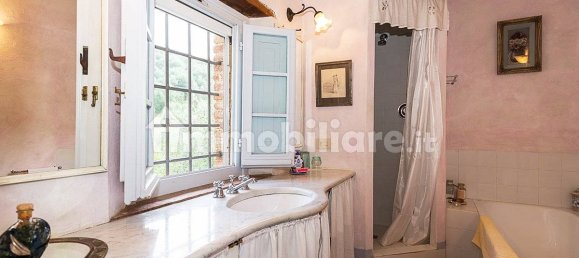 4 bedrooms House in Massarosa, Italy No. 130961 22