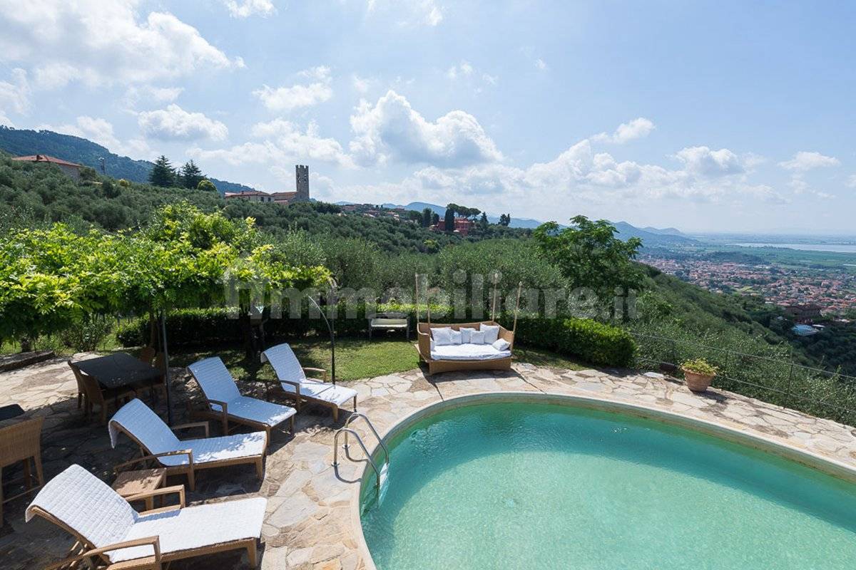 4 bedrooms House in Massarosa, Italy No. 130961