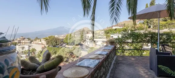 Villa T4 em Taormina, Italy N.º 339488 2