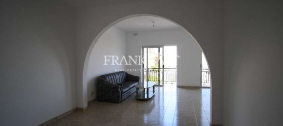 Квартира с 3 спальнями в Мсида, Мальта № 2606 2