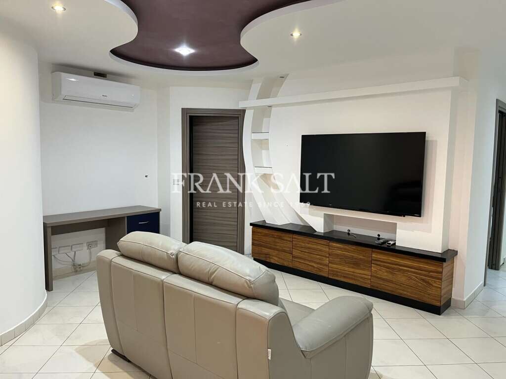Penthouse T3 em Victoria, Malta N.º 6044
