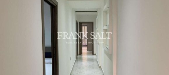 Penthouse T3 em Victoria, Malta N.º 6044 9