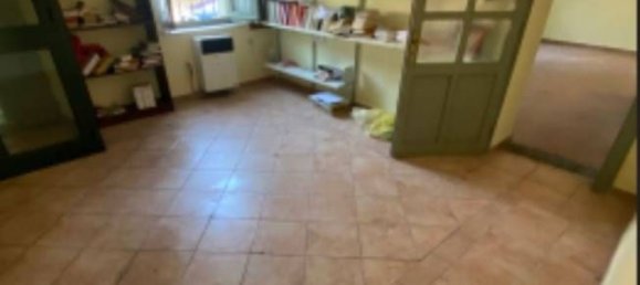 6 rooms Apartment in Crescentino, Italy No. 288364 10