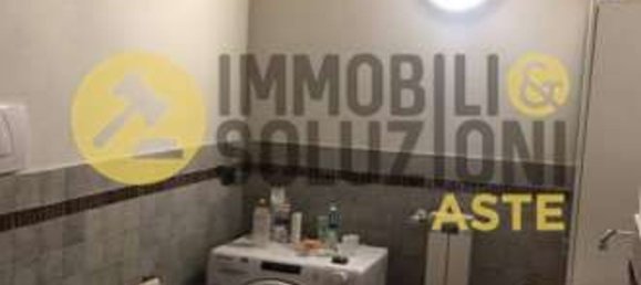 4 bedrooms Apartment in Bergamo, Italy No. 373185 19