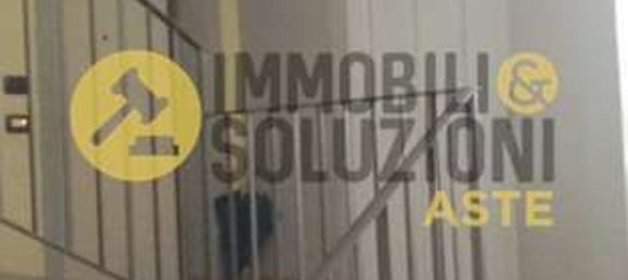 4 bedrooms Apartment in Bergamo, Italy No. 373185 5