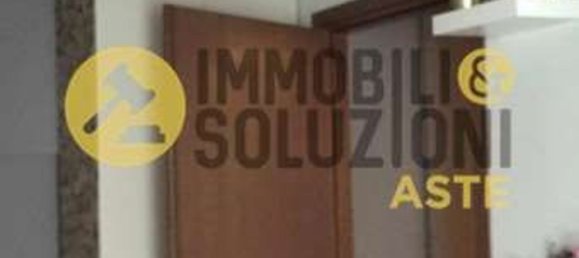 4 bedrooms Apartment in Bergamo, Italy No. 373185 15