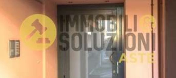 4 bedrooms Apartment in Bergamo, Italy No. 373185 4