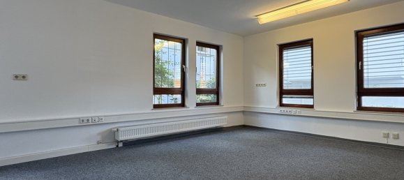 11 rooms Building in Boblingen, Germany No. 344094 2