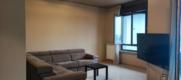 4 bedrooms Apartment in Crema, Italy No. 373777 6