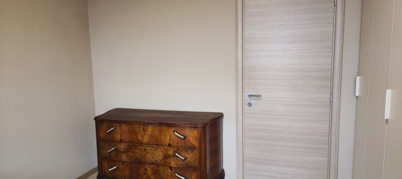 4 bedrooms Apartment in Crema, Italy No. 373777 17