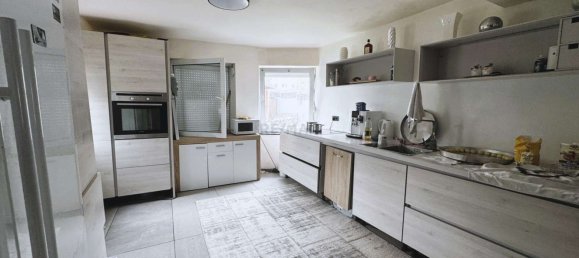 Дом с 6 спальнями в Баден-Вюртемберг, Германия № 14979 5