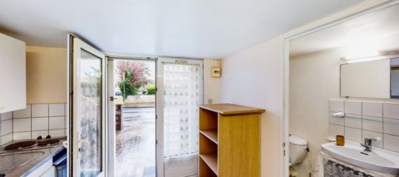 6 bedrooms House in Saintes, France No. 325644 4