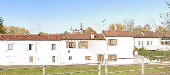 4 rooms Apartment in Cassano d'Adda, Italy No. 9364 10