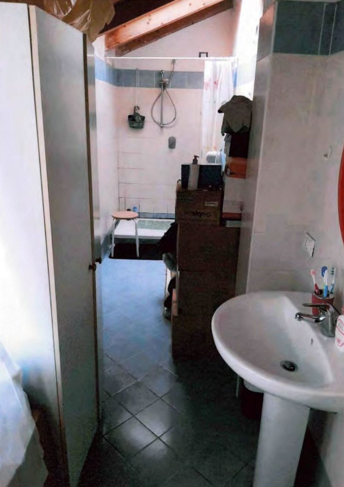 4 rooms Apartment in Cassano d'Adda, Italy No. 9364