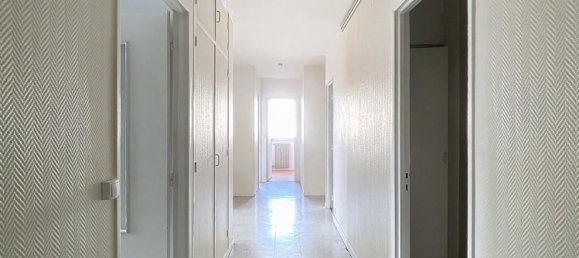 4 Schlafzimmer Wohnung in Orleans, France, Nr. 252594 18