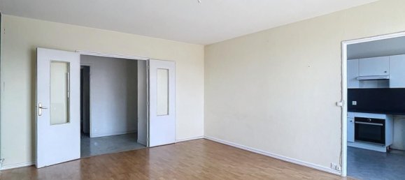 4 Schlafzimmer Wohnung in Orleans, France, Nr. 252594 2