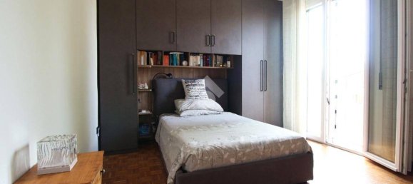 3 bedrooms Apartment in Galliera, Italy No. 307921 10