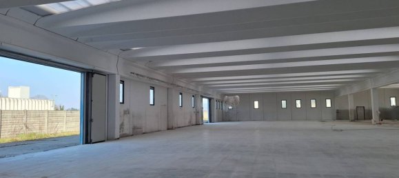 6-Zimmer Lagerhaus in Cornate d'Adda, Italy, Nr. 123745 7