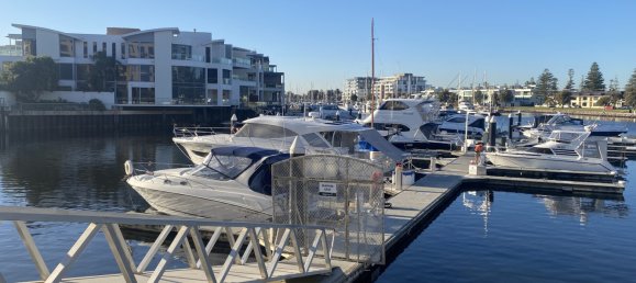 قطعة أرض في Glenelg North, Australia رقم 623 10