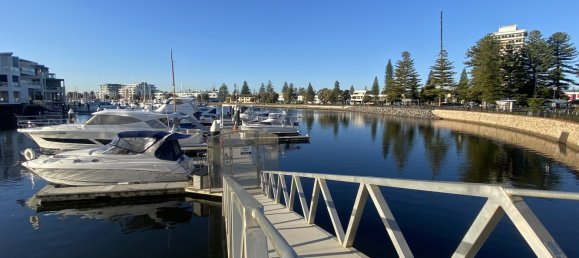 قطعة أرض في Glenelg North, Australia رقم 623 15