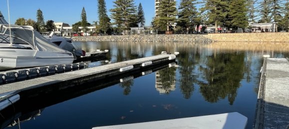 قطعة أرض في Glenelg North, Australia رقم 623 6