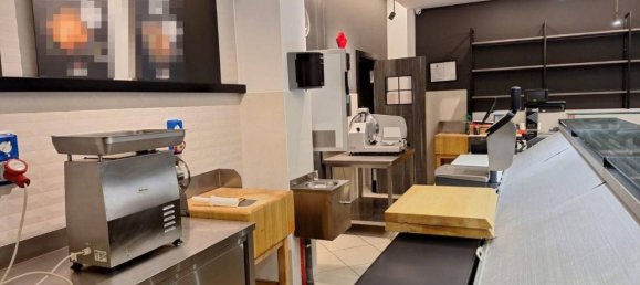 Gewerbliche Immobilie in Castellana Grotte, Italy 200m², Nr. 311420 3