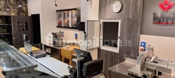 Gewerbliche Immobilie in Castellana Grotte, Italy 200m², Nr. 311420 10