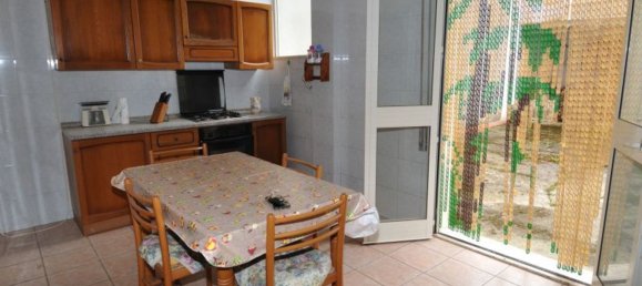 Casa de 3 divisões em San Vito dei Normanni, Italy N.º 120983 3