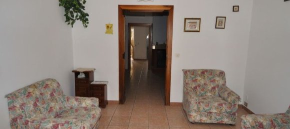 Casa de 3 divisões em San Vito dei Normanni, Italy N.º 120983 9