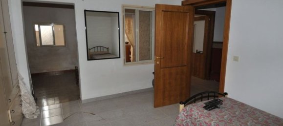 Casa de 3 divisões em San Vito dei Normanni, Italy N.º 120983 8