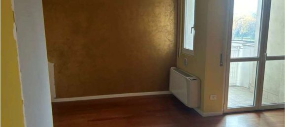 2-salle Appartement à Garbagnate Milanese, Italy No. 6886 18