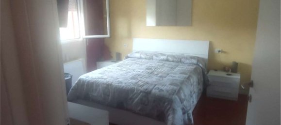 2-salle Appartement à Garbagnate Milanese, Italy No. 6886 14