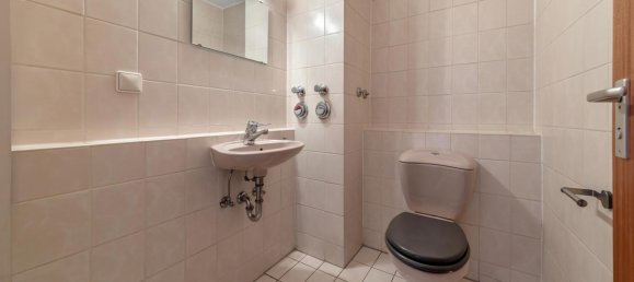 1 Schlafzimmer Doppelhaus in Wiesbaden, Germany, Nr. 283834 6