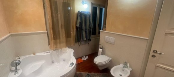 5 rooms Villa in Massa, Italy No. 209048 21