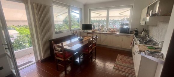 5 rooms Villa in Massa, Italy No. 209048 14