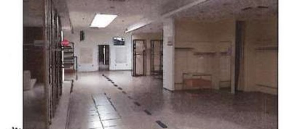 5050m² Warehouse in Spoltore, Italy No. 93463 3