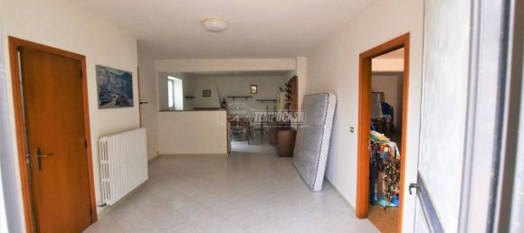 5 bedrooms Apartment in Porto San Giorgio, Italy No. 166049 8