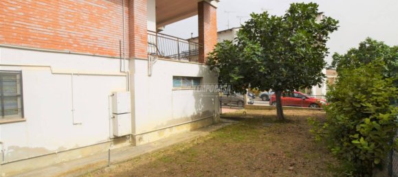 5 bedrooms Apartment in Porto San Giorgio, Italy No. 166049 6