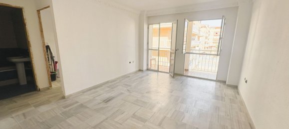 2 Schlafzimmer Wohnung in San Luis de Sabinillas, Spain, Nr. 180740 2