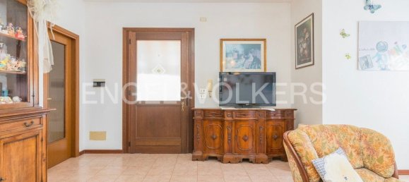 5 chambres Bâtiment à Jesolo, Italy No. 64951 27