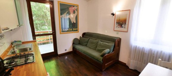 2-salle Appartement à Aprica, Italy No. 86224 10